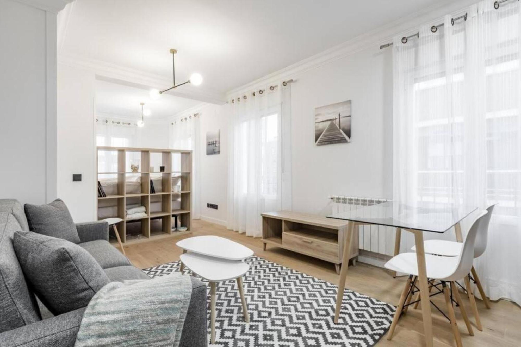 Diseno Moderno Y Confort En Puerta Del Angel Madrid Ngoại thất bức ảnh