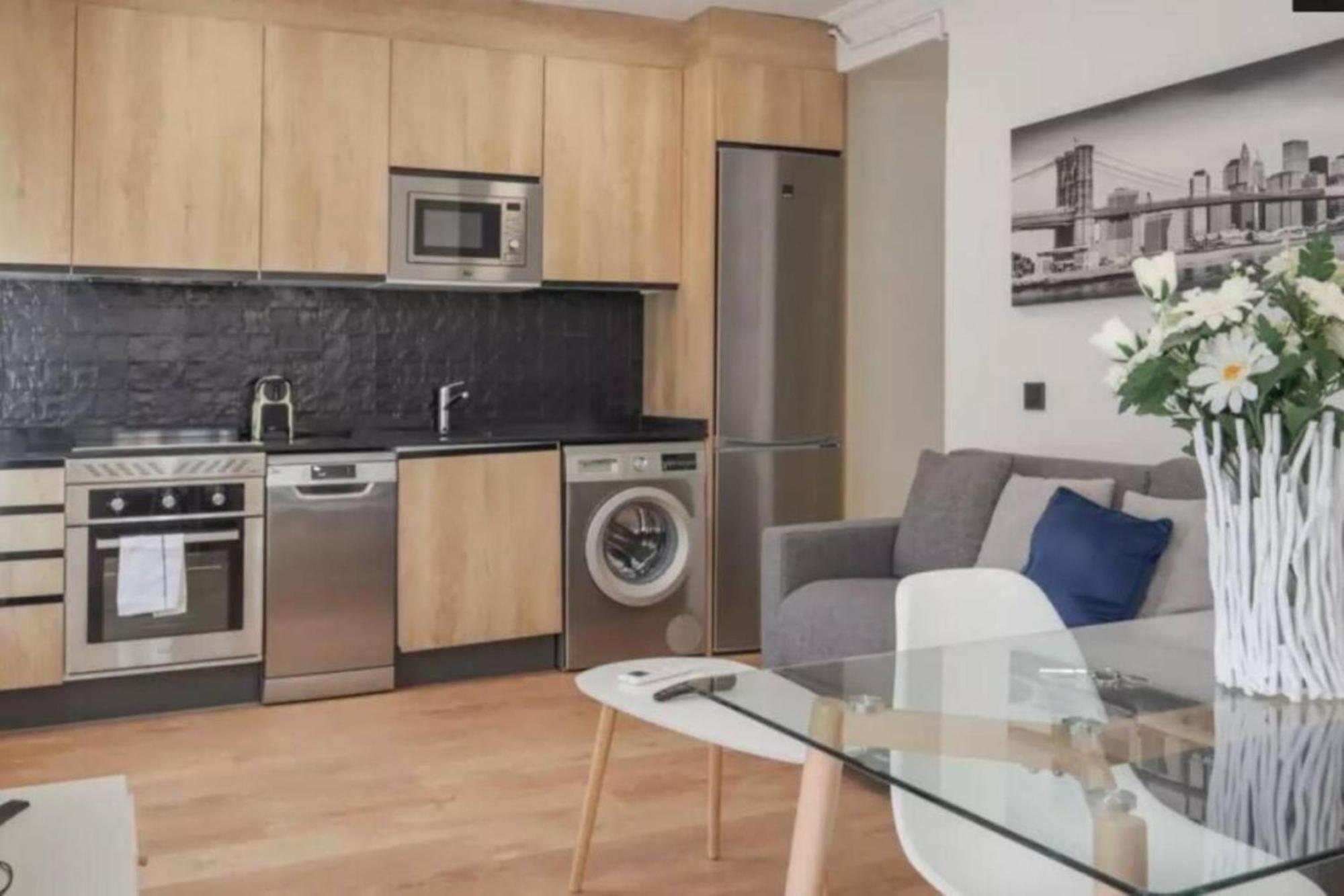 Diseno Moderno Y Confort En Puerta Del Angel Madrid Ngoại thất bức ảnh
